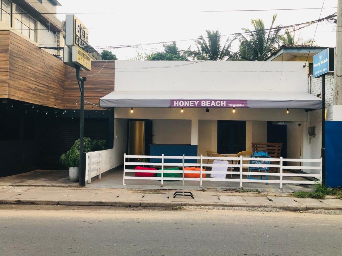 Honey Beach Негомбо Экстерьер фото