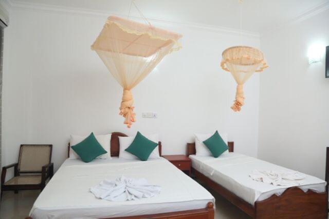 Honey Beach Негомбо Экстерьер фото